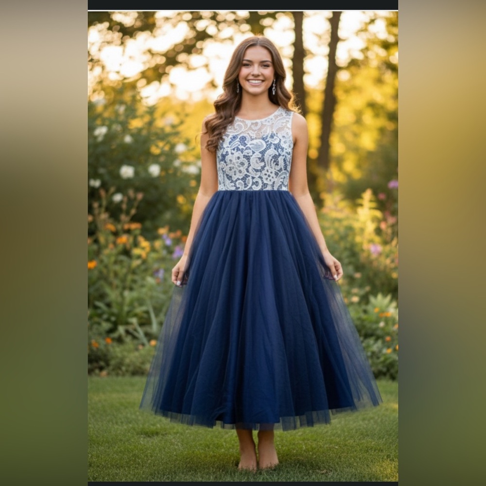 NWT! AMAZON Brand Blue and White Lace Tulle Lace Dress